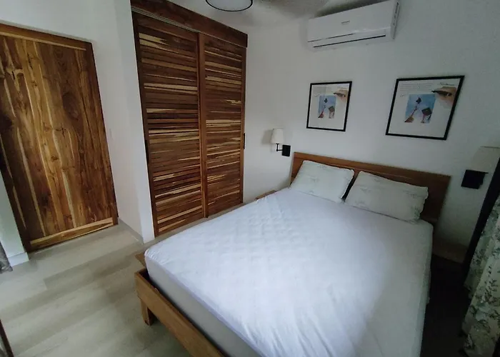 Edencito Comfort And Pura Vida Villarreal